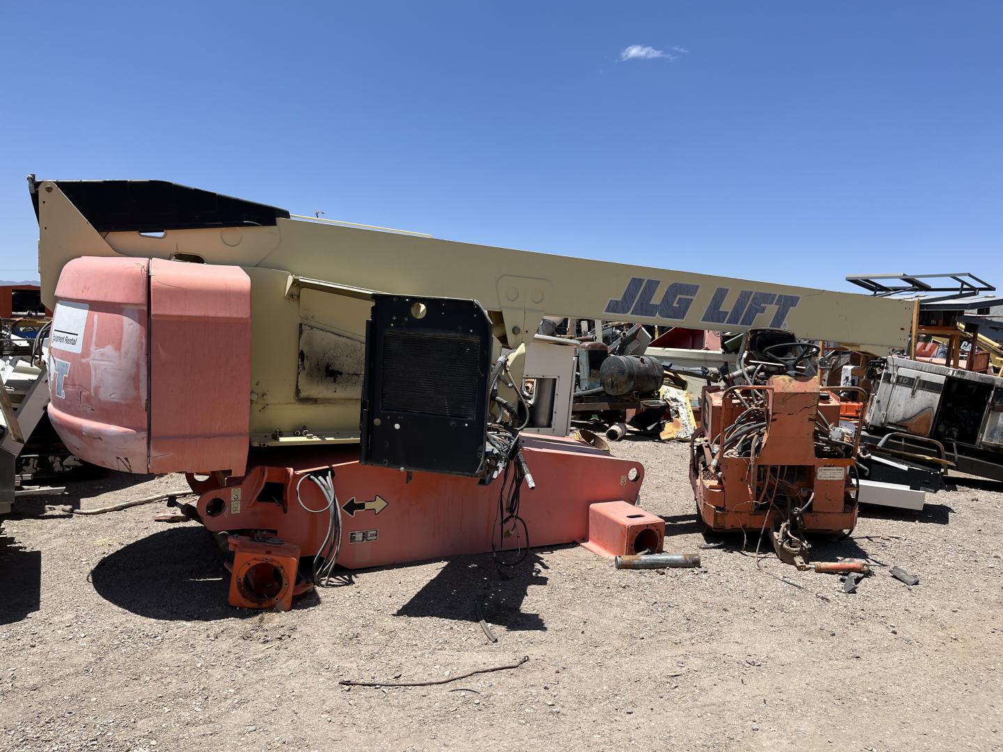 ./imagenes/INVOICE/2019/9702/ASCENSOR JLG 600S (1).JPG